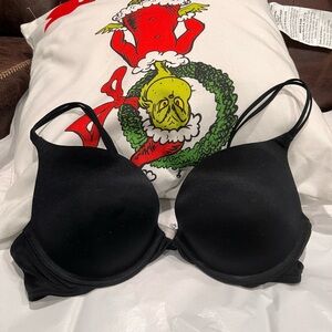 🧰Victoria's Secret Classic Black Bra
